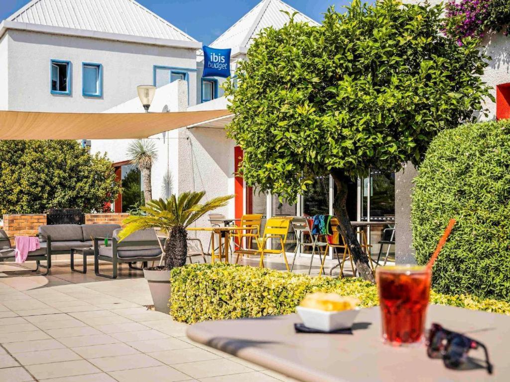 Hotel Ibis Perpignan Sud Saint Charles Zewnętrze zdjęcie